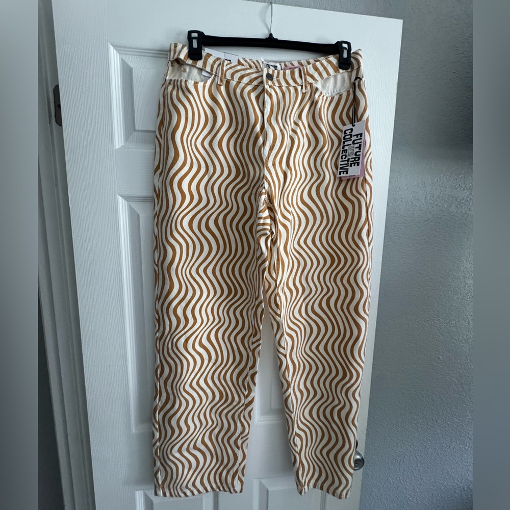 Future Collective Women's Jeans Size 14 Slim Straight Cream/Yellow